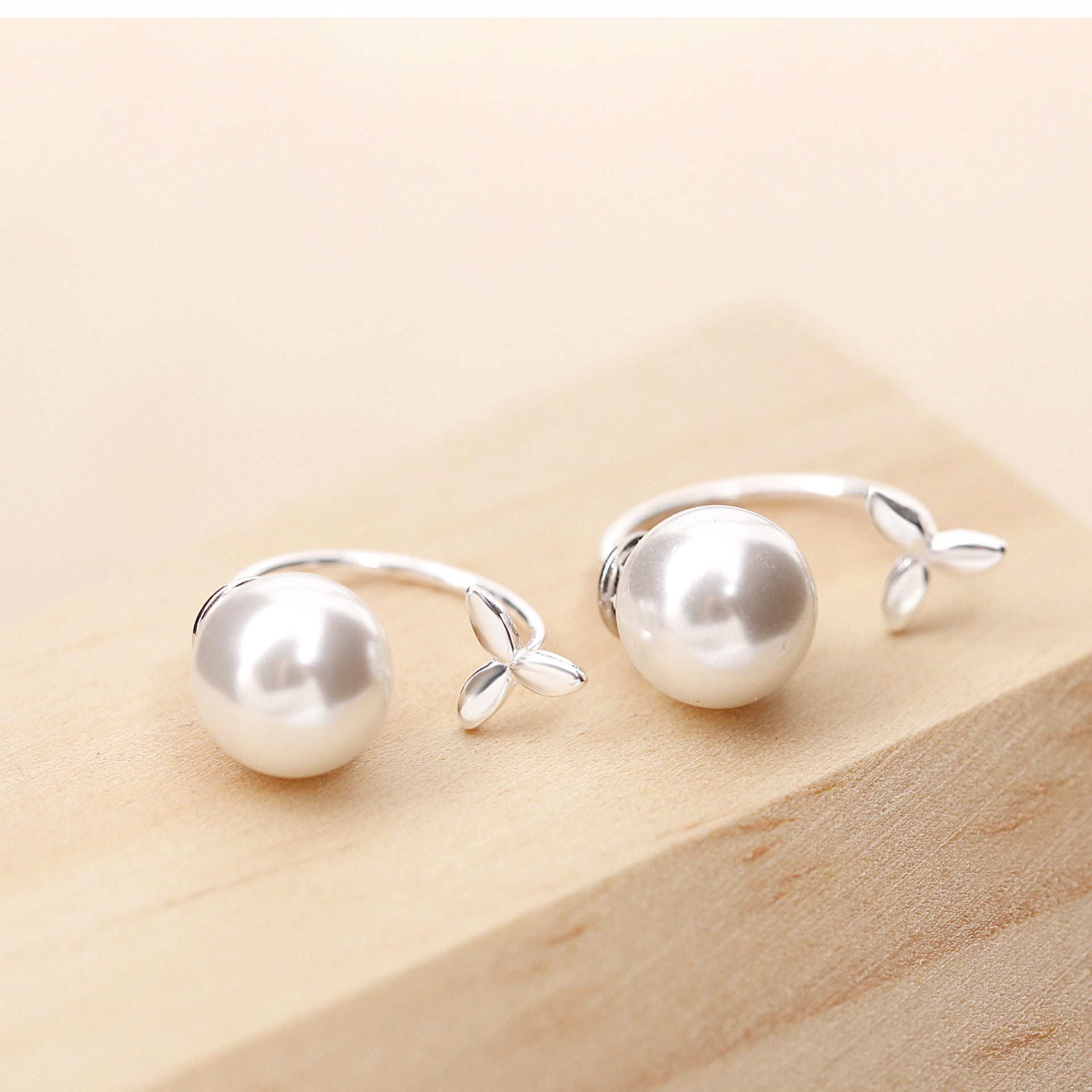 Lucky Clover Pearl Stud Earrings