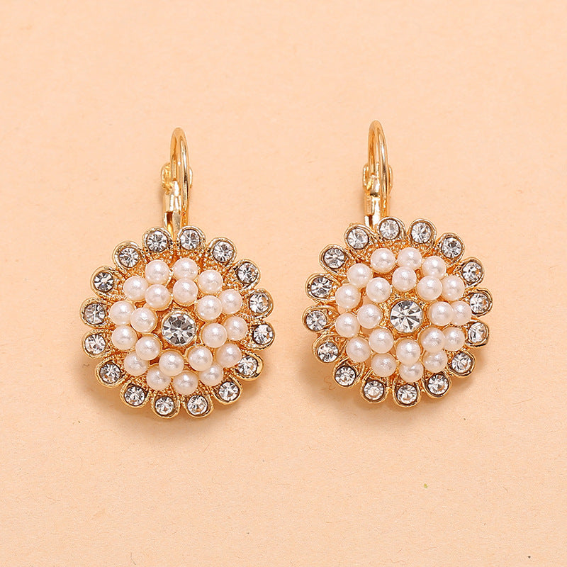 Bohemian Sunflower Pearl Earrings - Fresh and Stylish