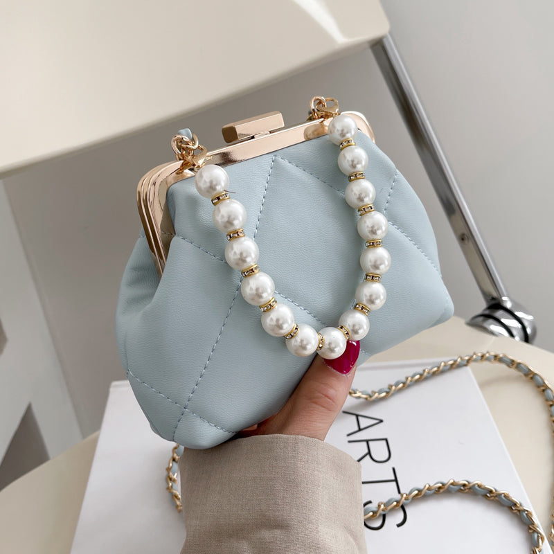 Stylish Pearl Clip Evening Clutch and Crossbody Bag