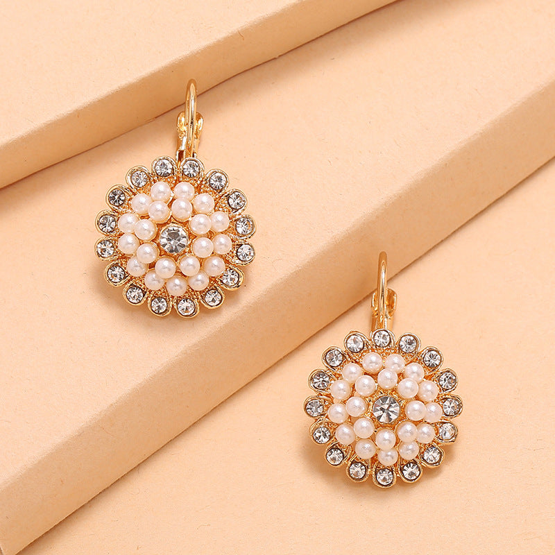 Bohemian Sunflower Pearl Earrings - Fresh and Stylish