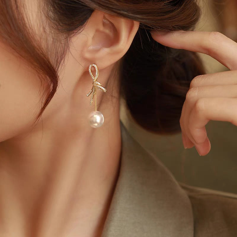 Elegant Bow Pearl Drop Earrings for Women (Versatile)