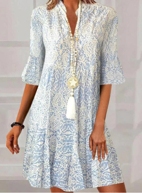 Boho Dress with Graphic Print and V-Neck (One Piece)