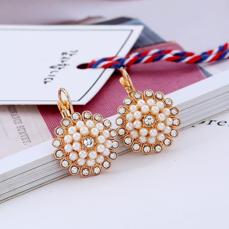 Bohemian Sunflower Pearl Earrings - Fresh and Stylish