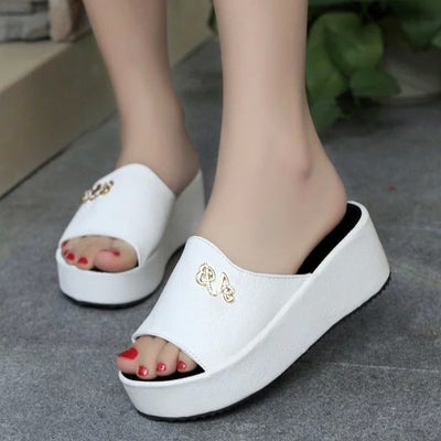 Sweet Rhinestone Chunky Heels Sandals