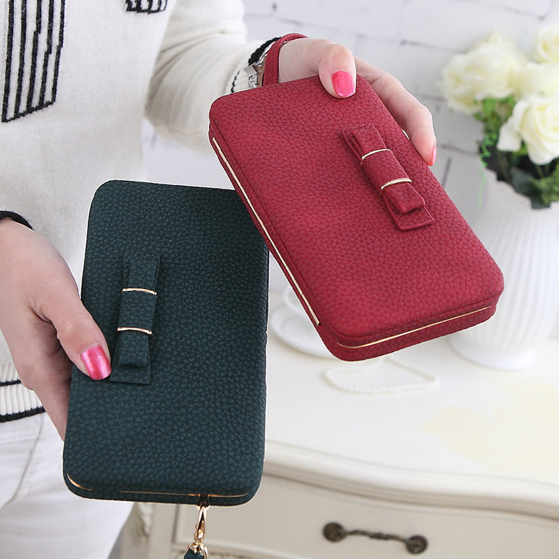 Long Wallet, Clutch, and Handheld Purse